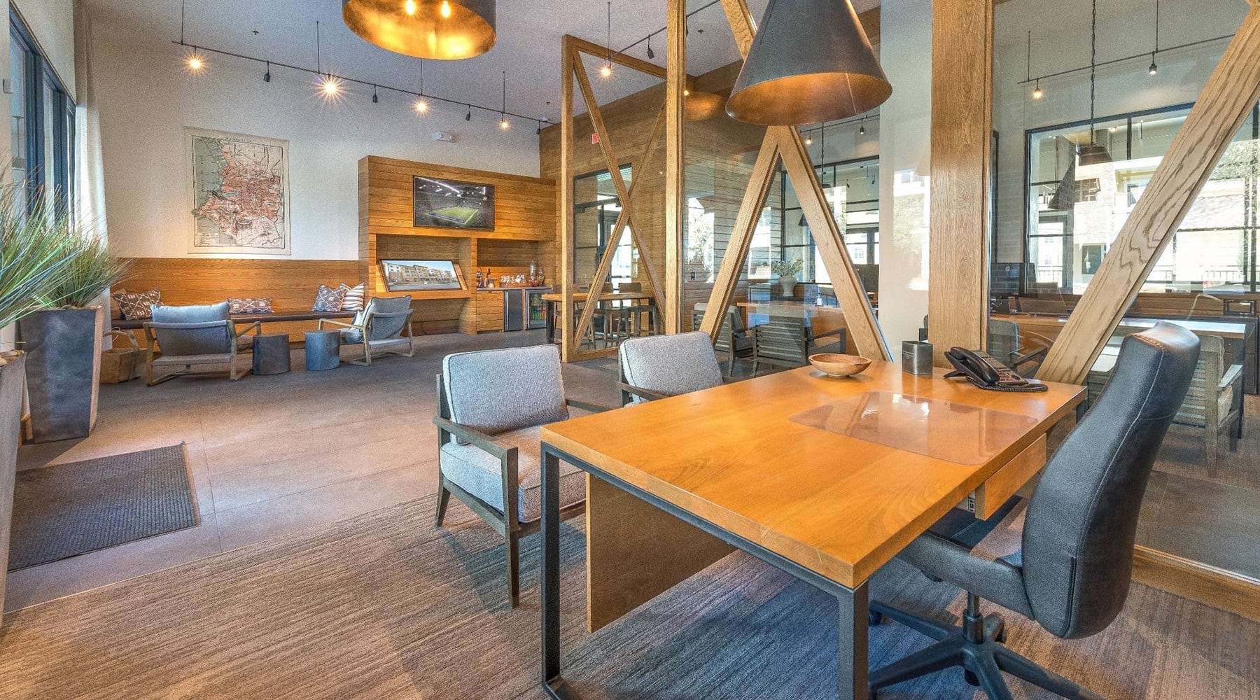 leasing  Large well lit leasing office